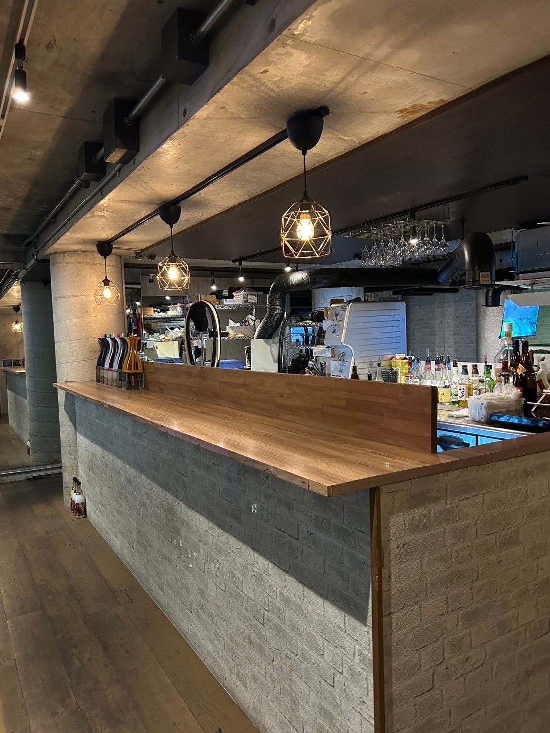 ゴールドライン 心斎橋店(Cafe&Bar Lounge GOLDLINE.)