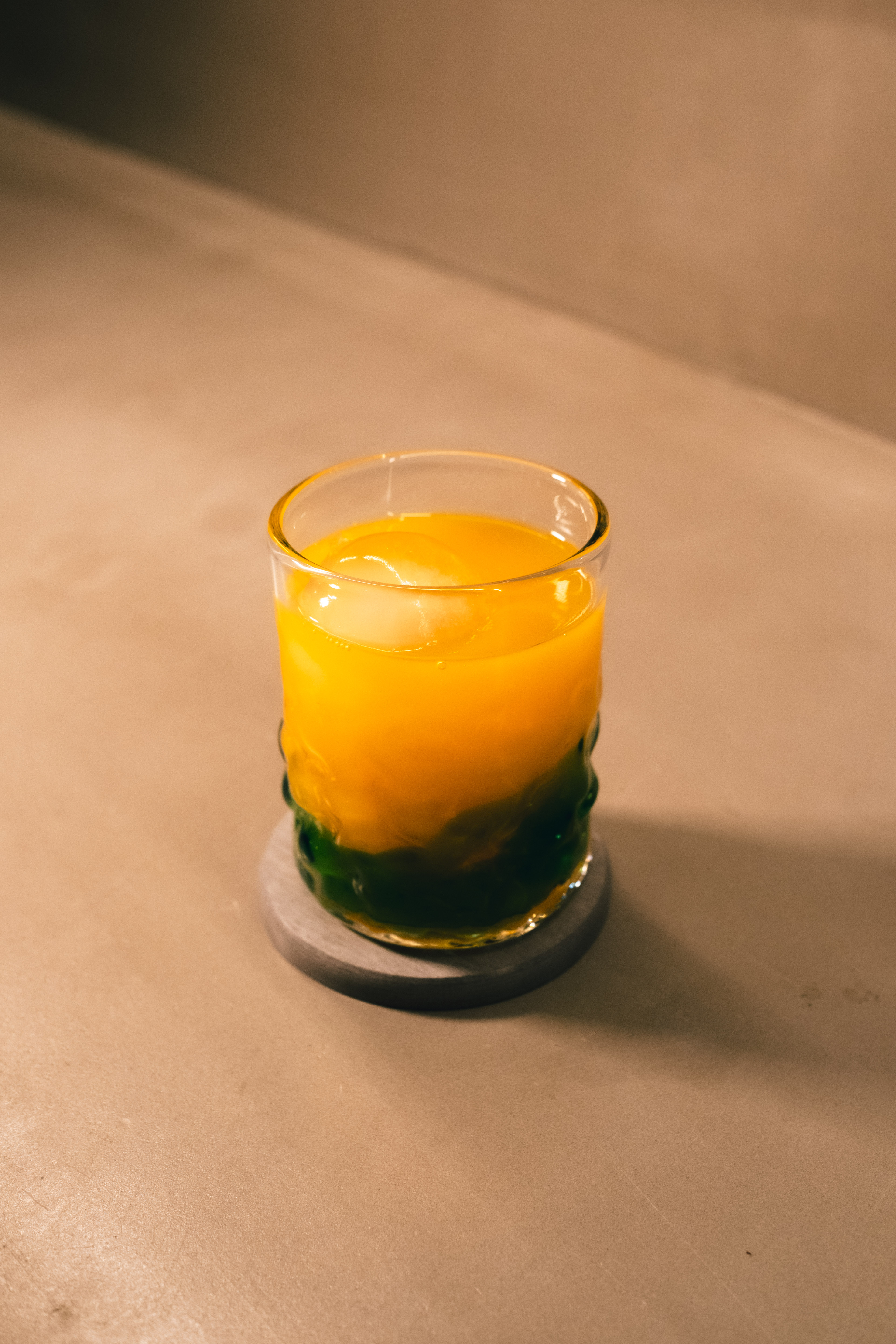 shisha cafe wardrobe