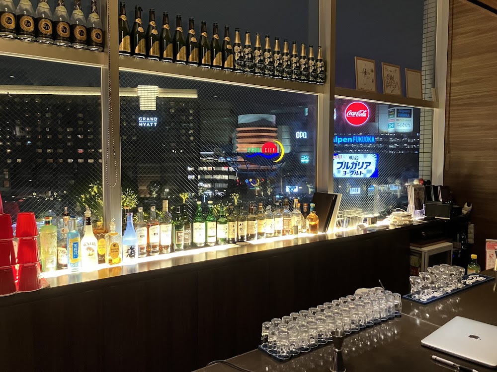 Cafe & Shisha Lounge Question 博多春吉リバーサイド店(カフェアンドシーシャラウンジクエスチョン)