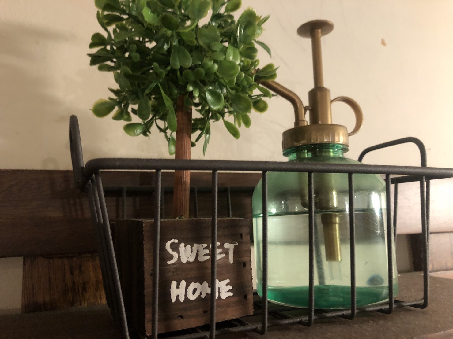 秋葉原のシーシャカフェFORREST MANSION