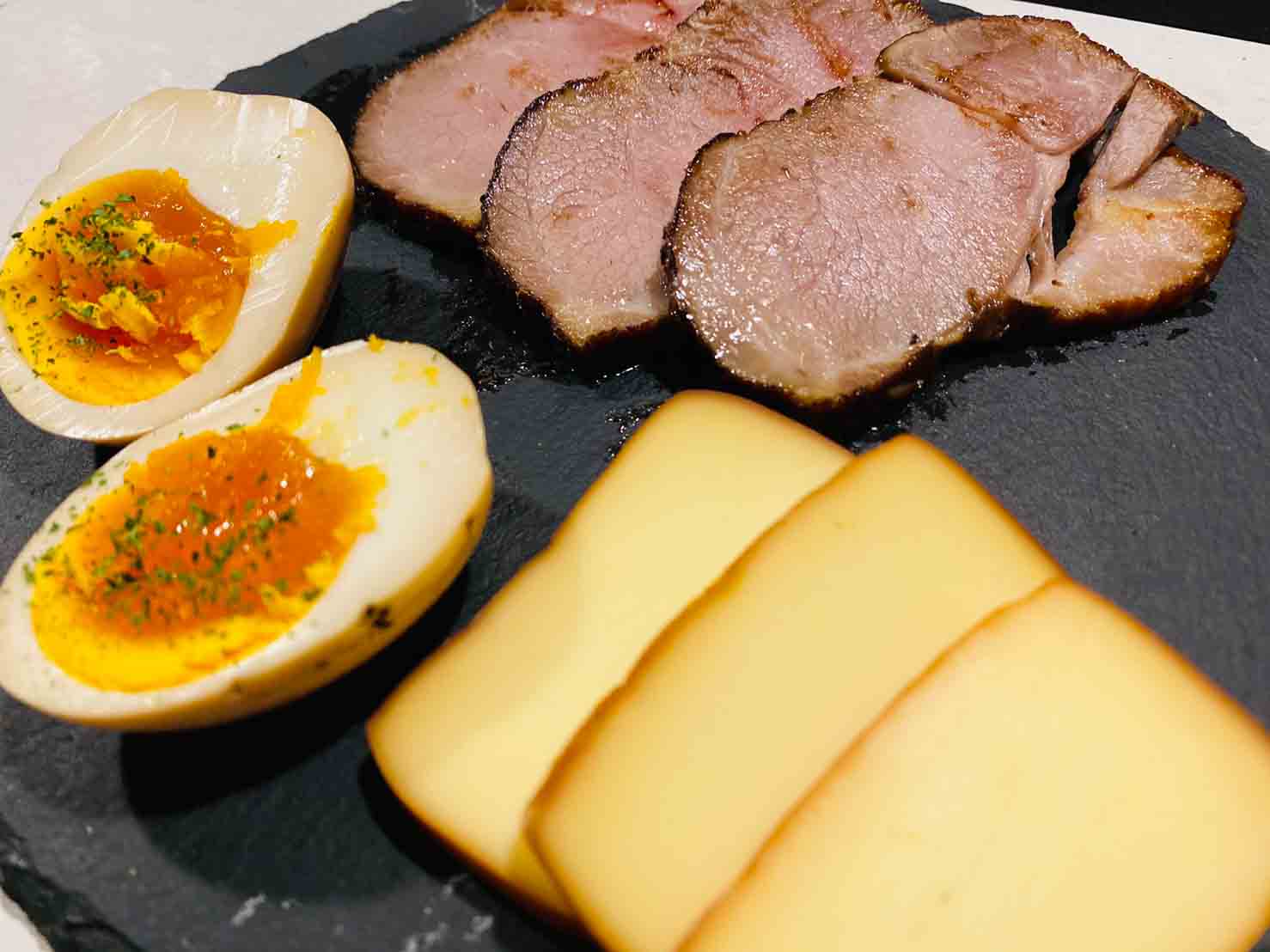 シーシャ バー フーカーズ