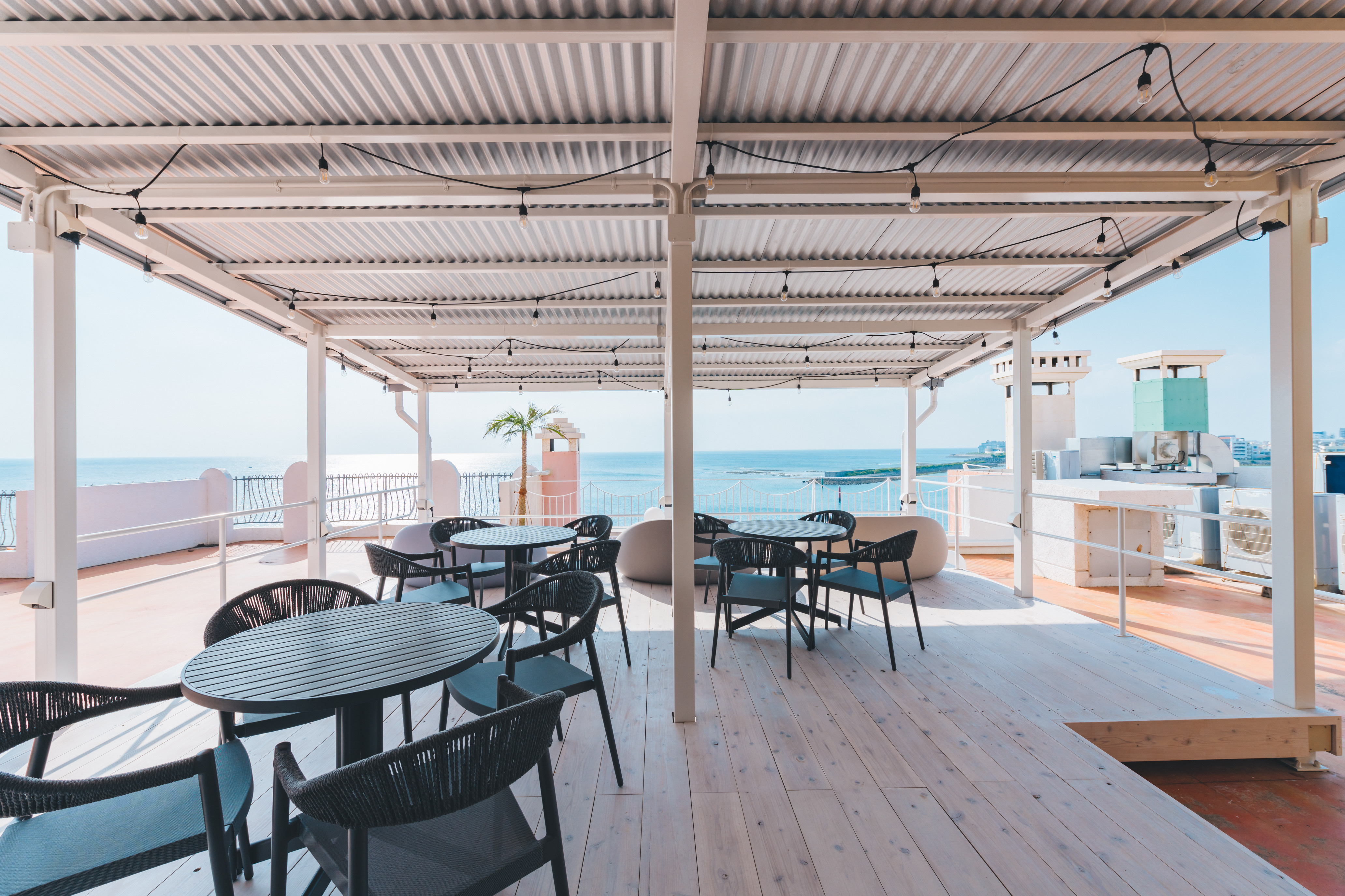 シーシャカフェDUS沖縄