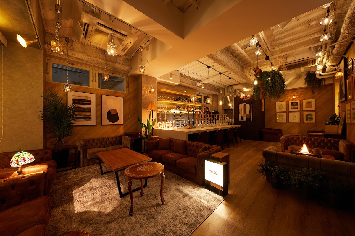 YOLO cafe&bar赤坂