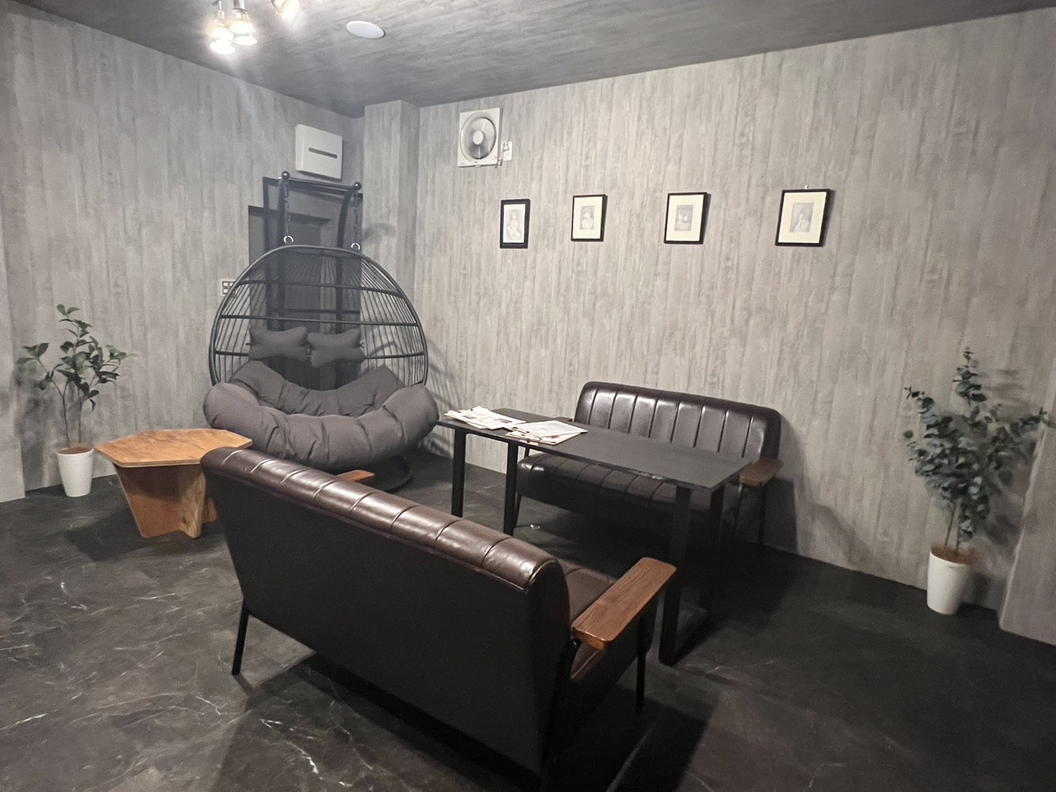 SOMSOC GALLERY — Apparel & Art