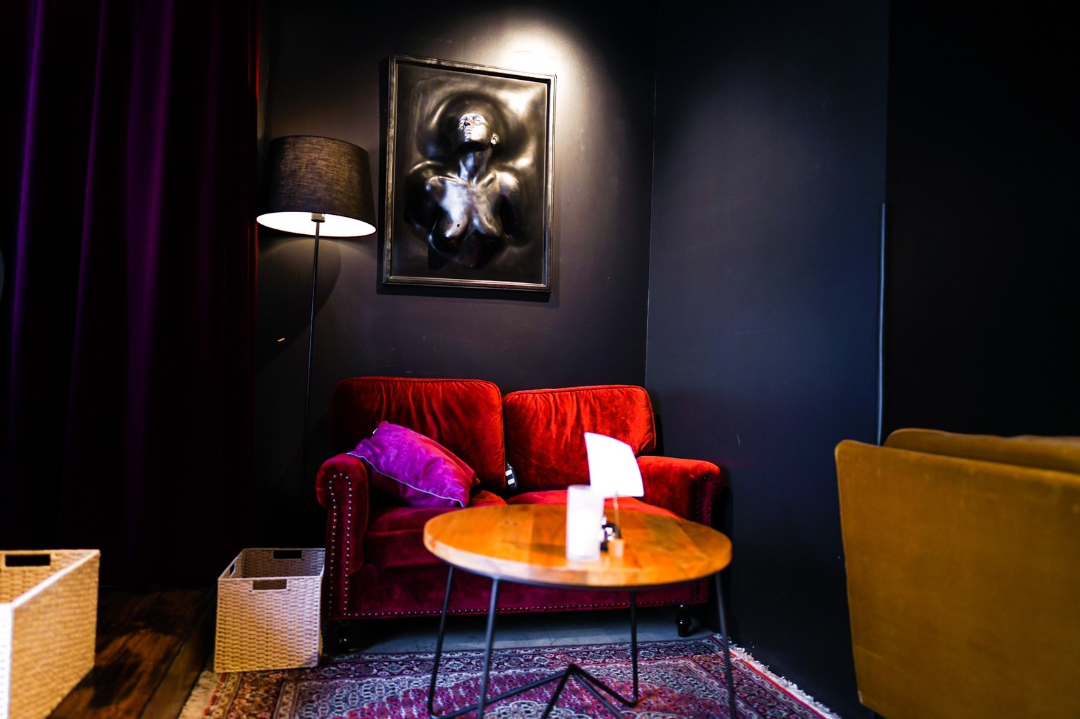 シーシャカフェ＆バーCHOUOHC名古屋駅前店 旧ミツバチ