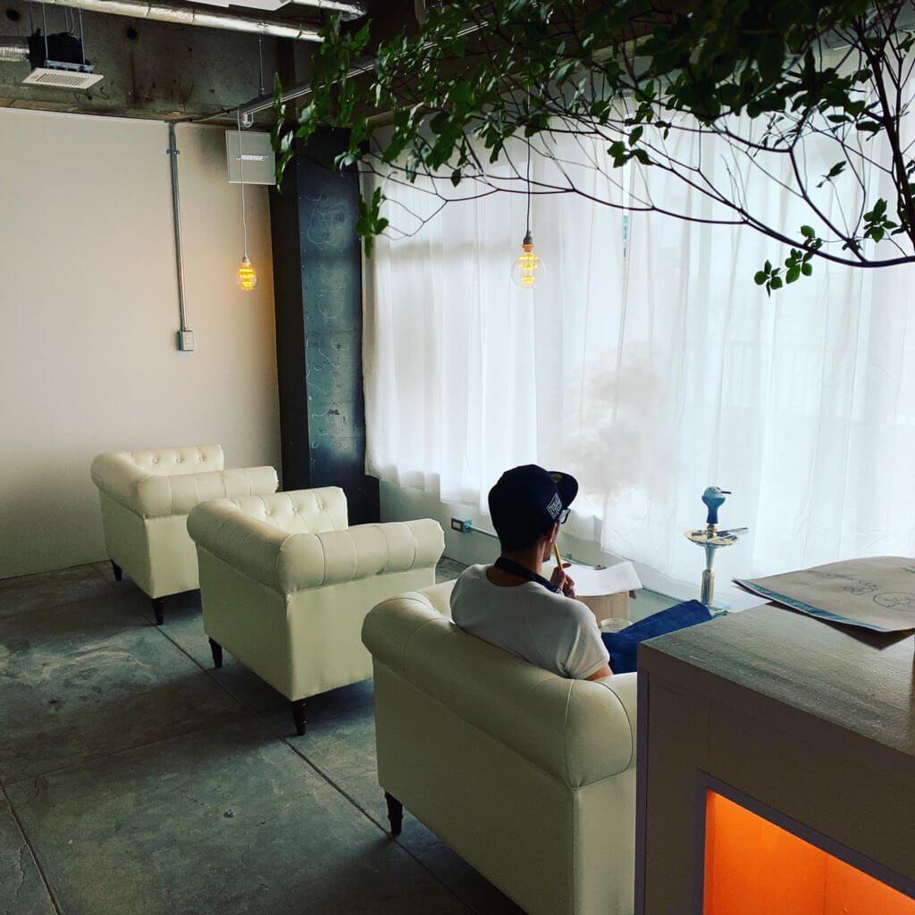 シーシャカフェDUS