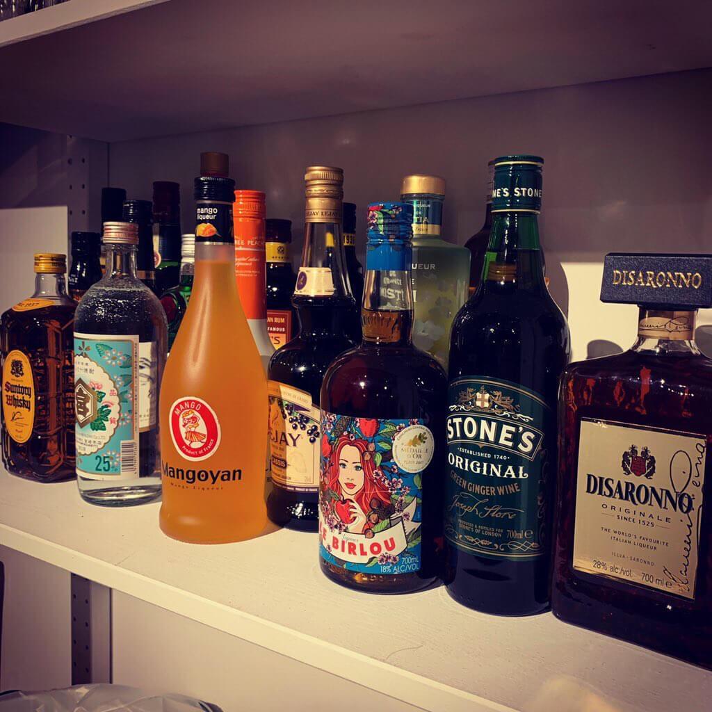 シーシャカフェDUS