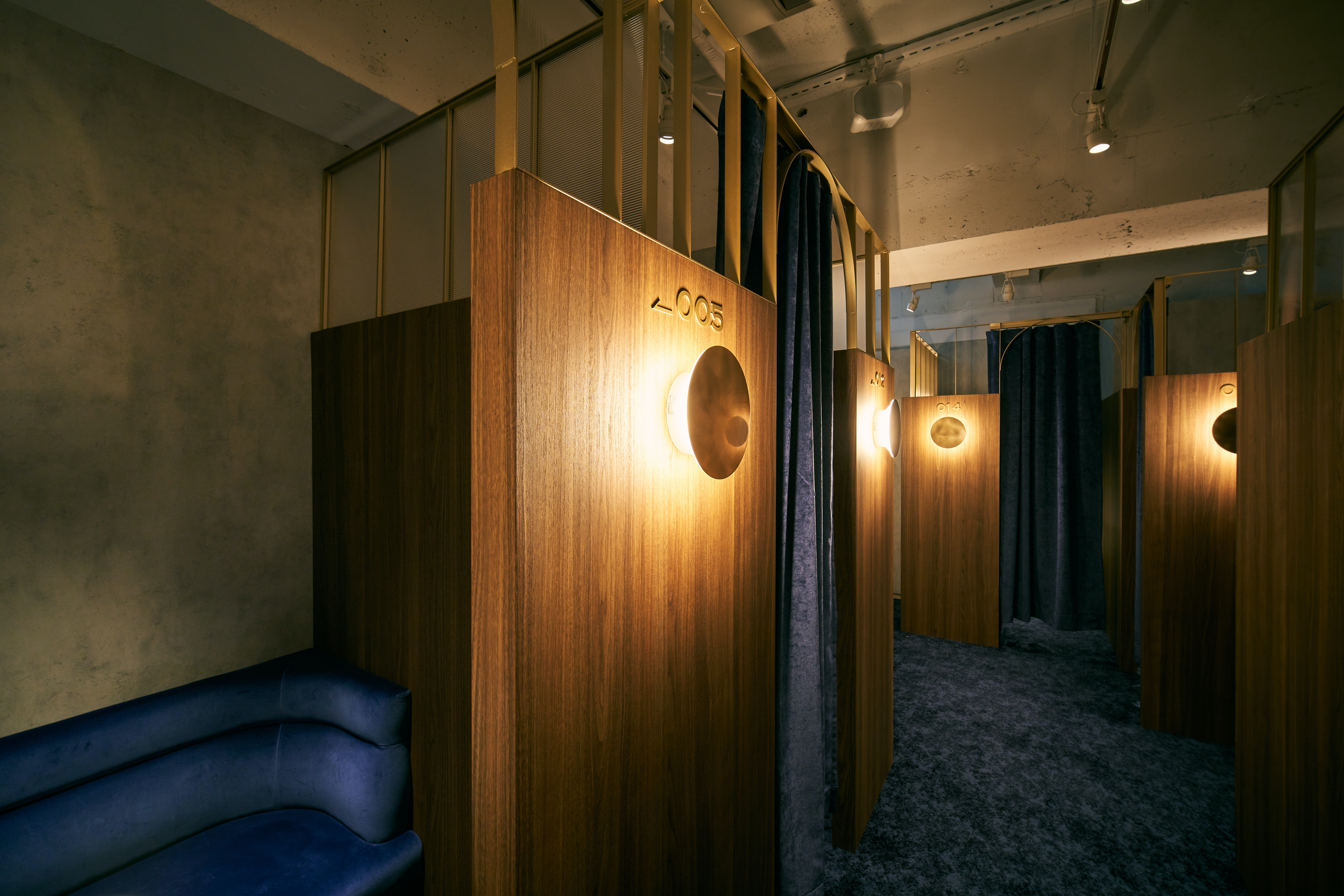 The Room 西新宿店