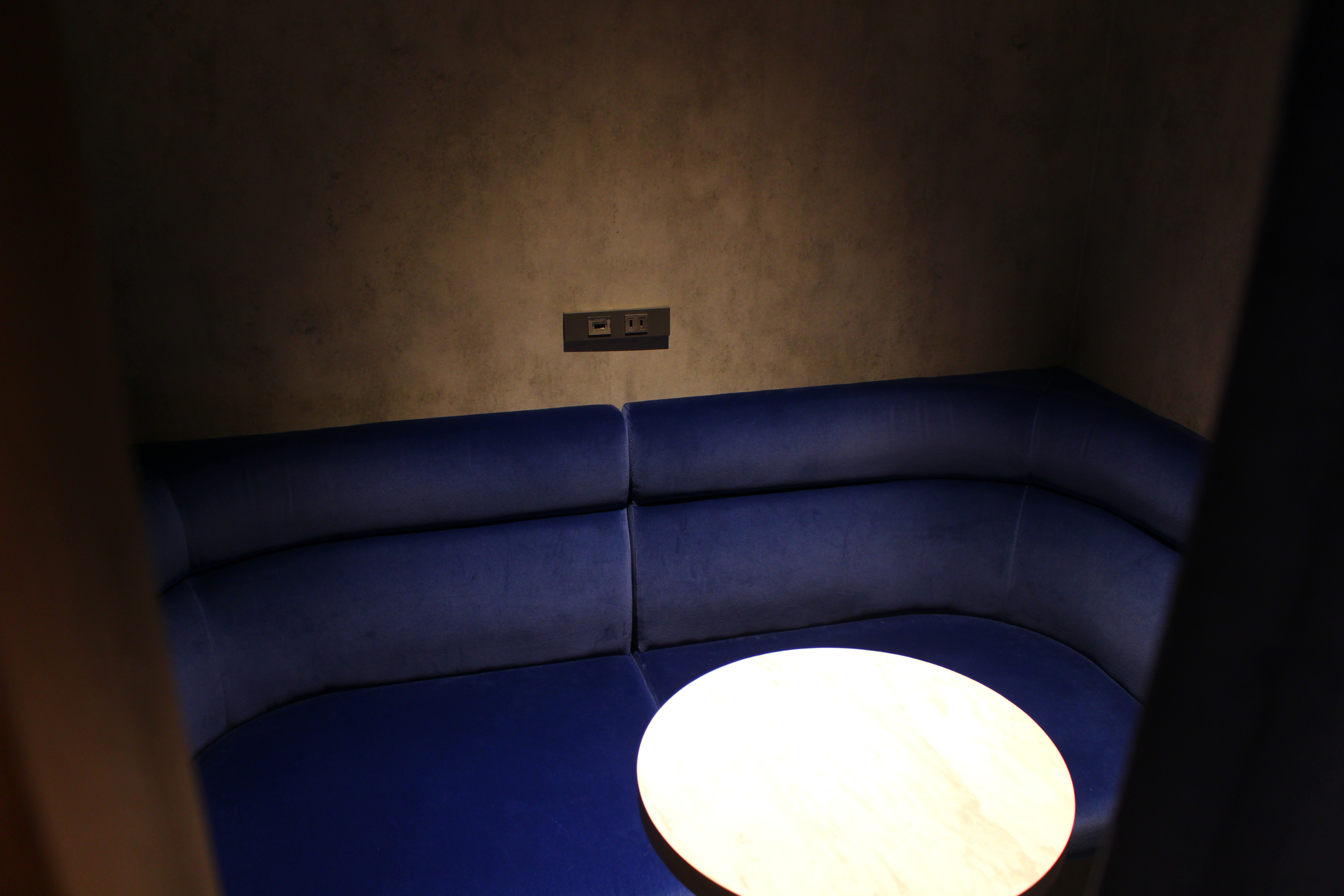 The Room 西新宿店