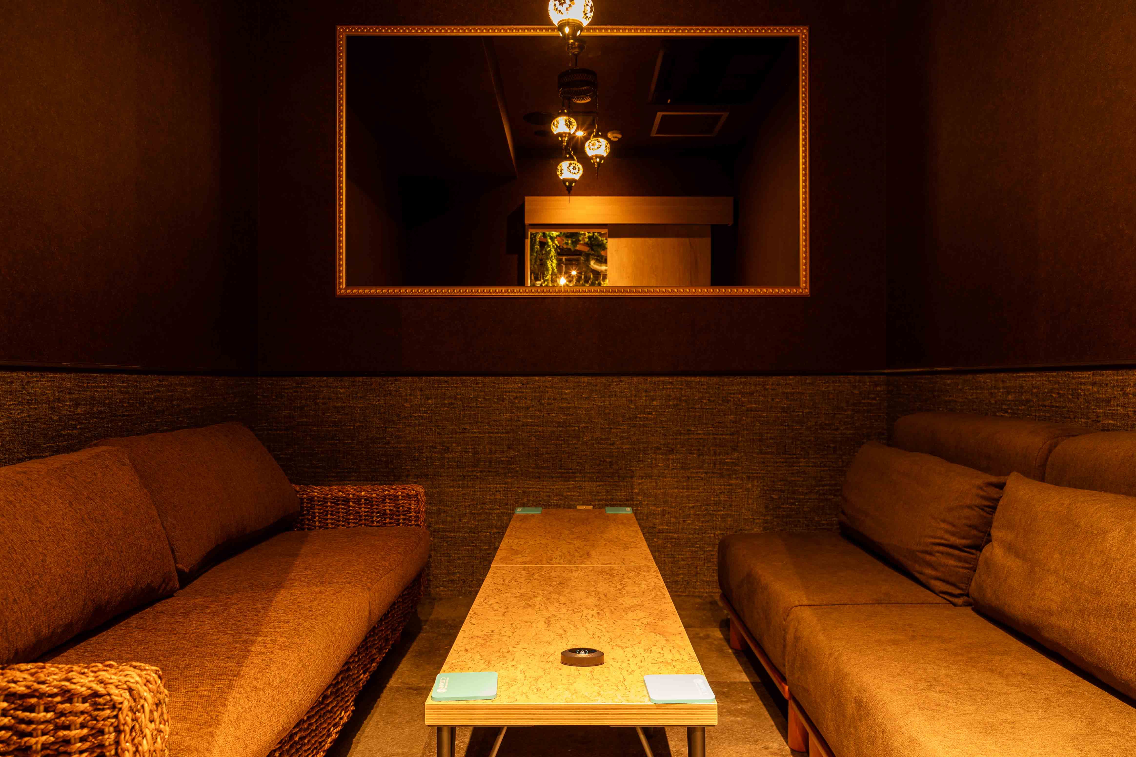 C.STAND 横浜西口店