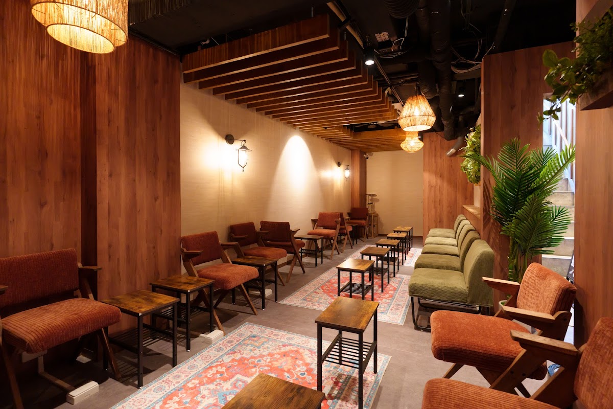 シーシャ カフェ＆バーC.STAND シースタンド 栄はなれ店