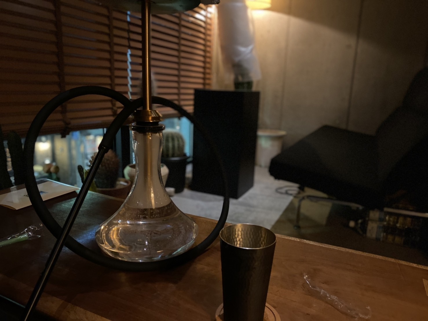 Cafe&Bar+Gallery Chapter 中目黒 (カフェ&Shisha+ギャラリー チャプター中目黒)