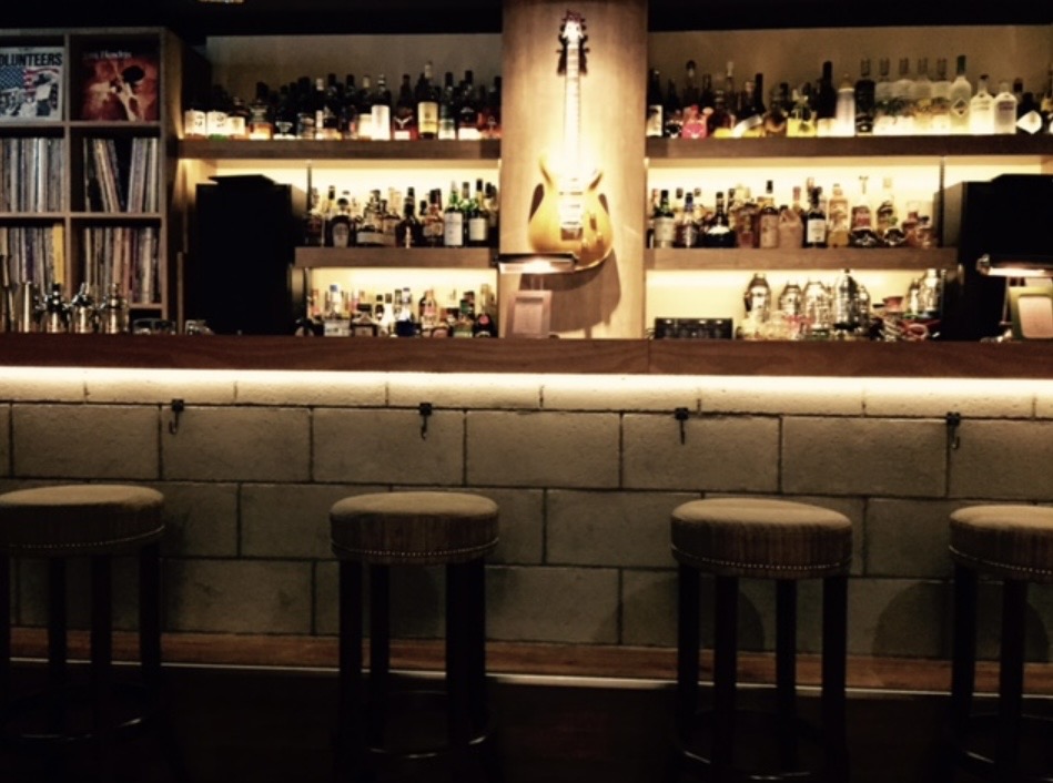 シーシャ & ロックバー ウッドストック 池袋東口