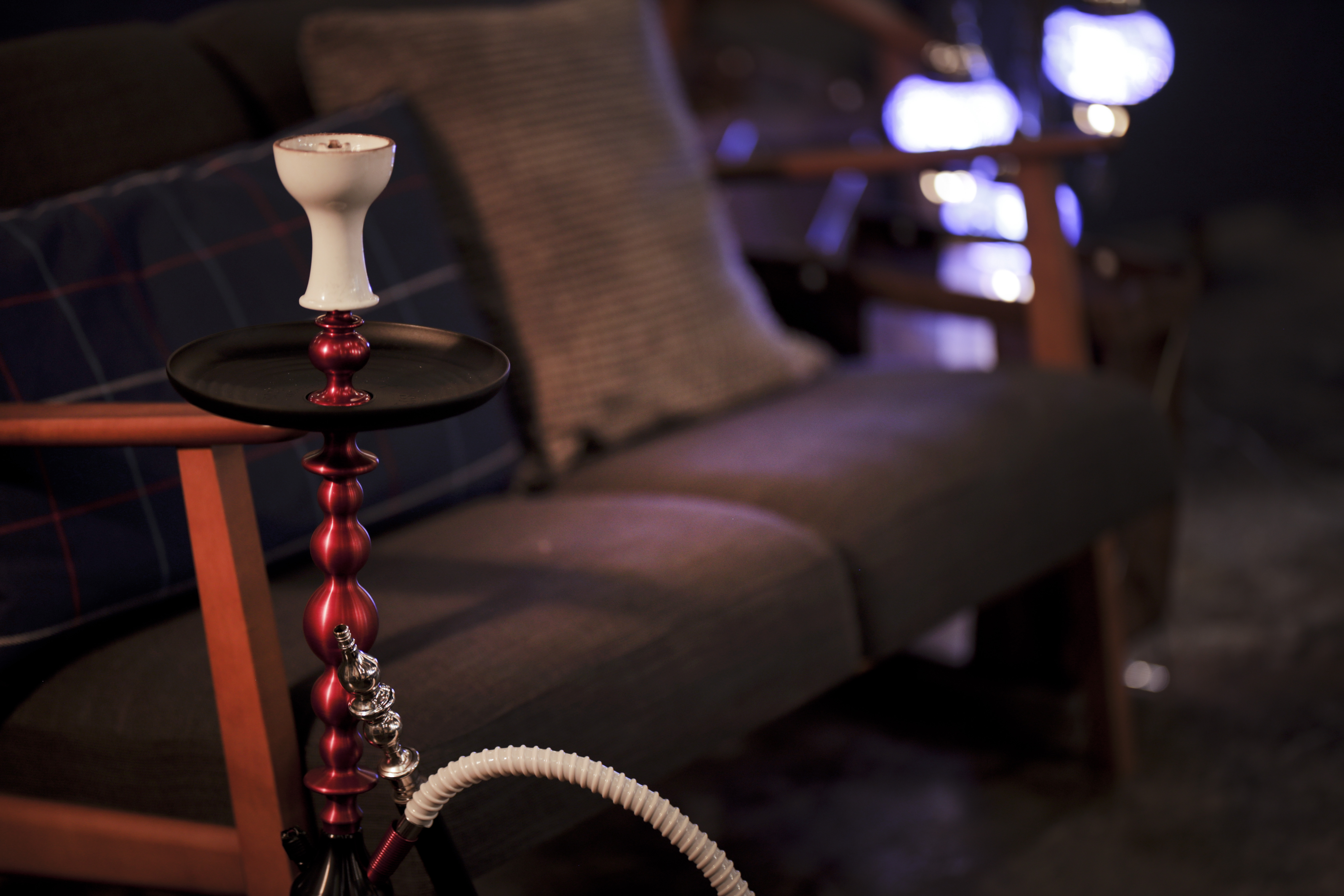 シーシャのあるリビング｜チルイン横浜みなみ西口駅前店