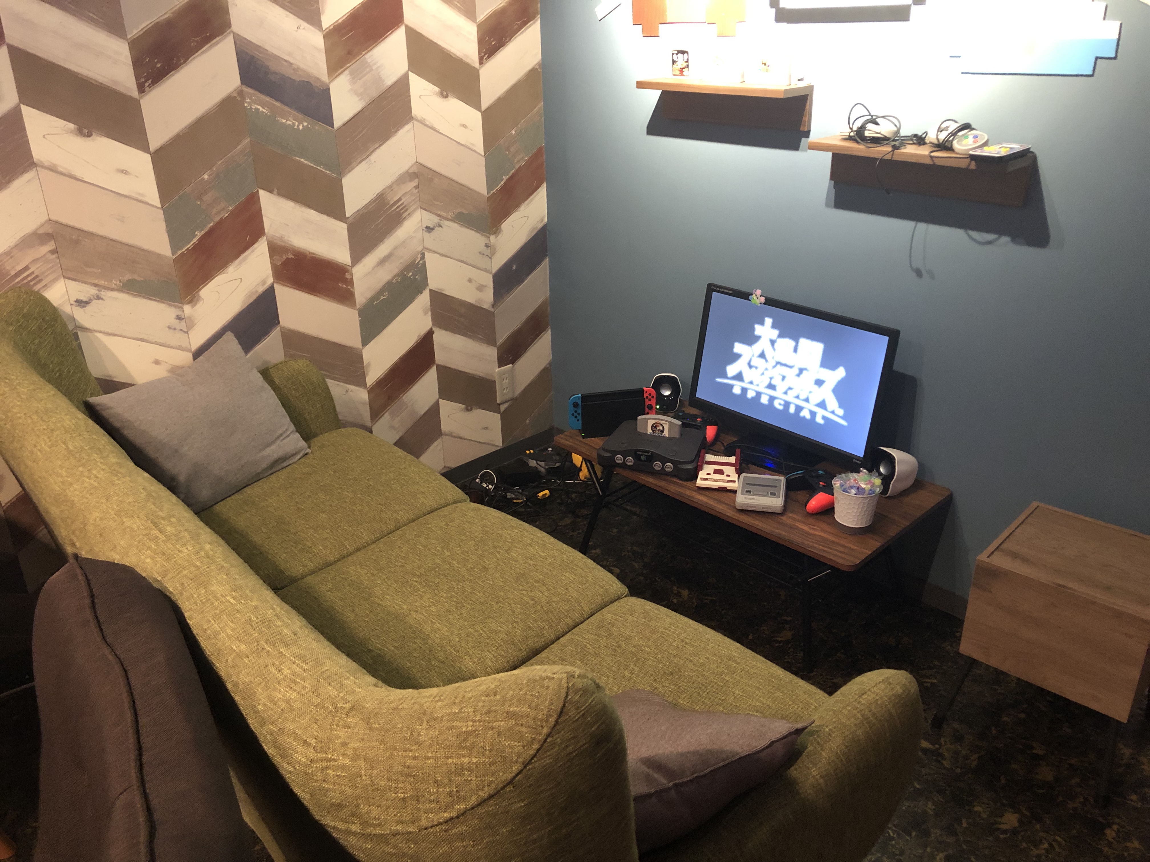 シーシャカフェ&バー ねずみのシーシャ 京橋本店