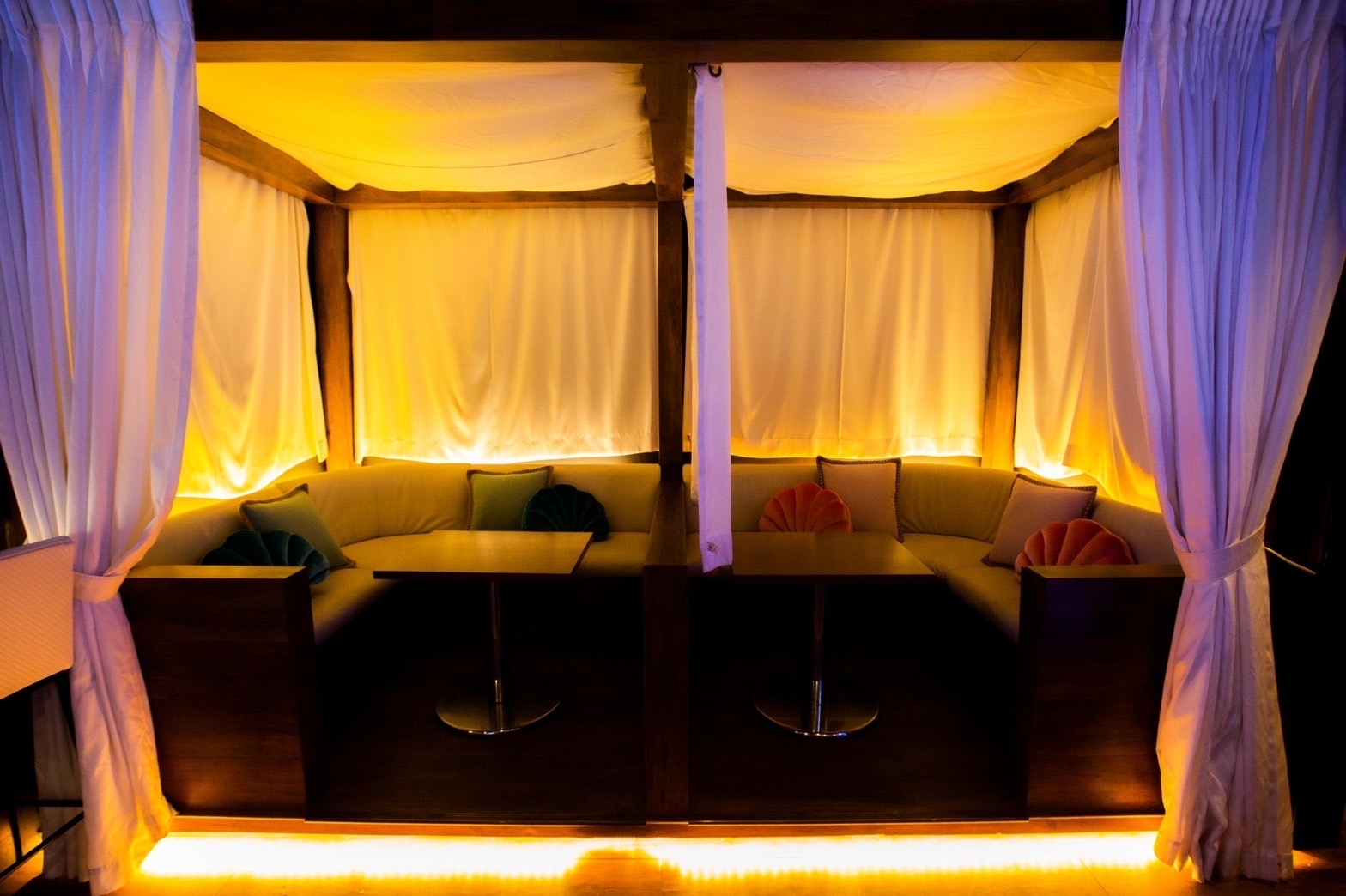 MAHI-MAHI 新宿歌舞伎町店