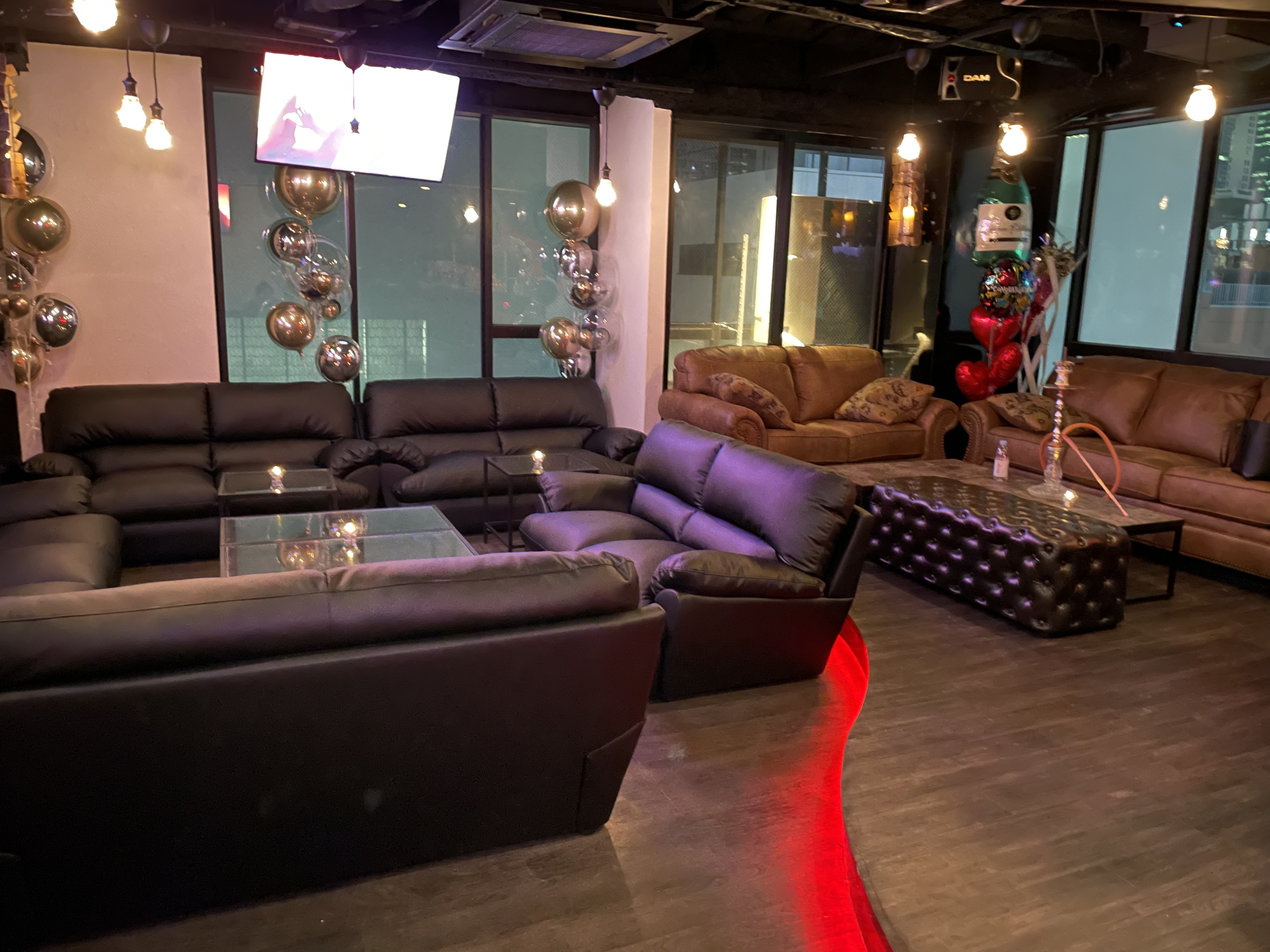 Kings Shisha Lounge Ginza | キングス シーシャ ラウンジ 銀座