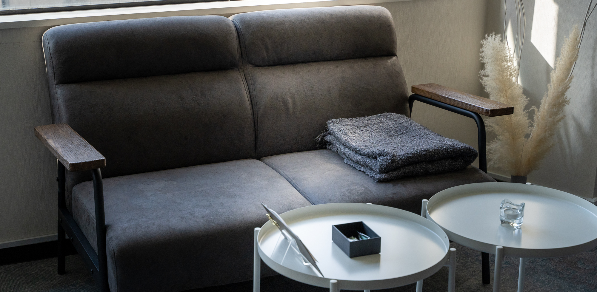 SLS シーシャcafe&bar