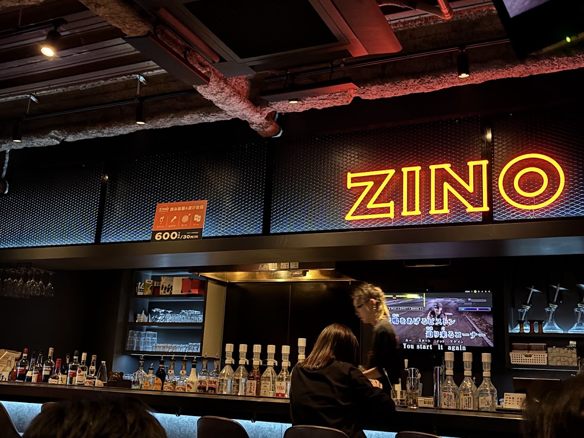 ダーツバー&カラオケバー ZINO(ジーノ) なんば宗右衛門町店