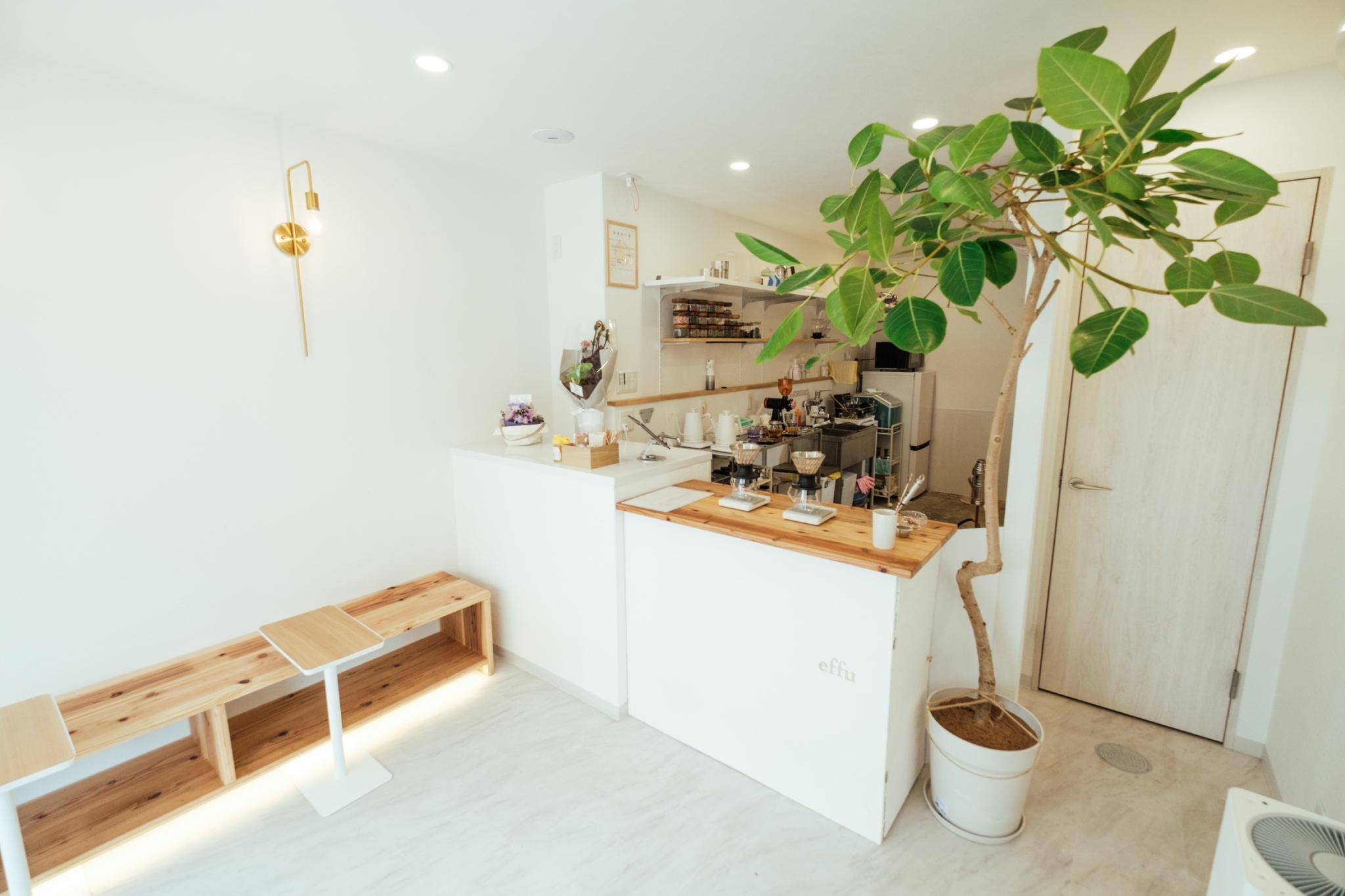 effu（エフュー ハーブティー&シーシャ）