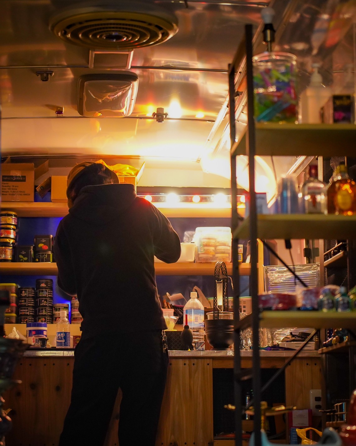 SHAKAH shisha bus シーシャ