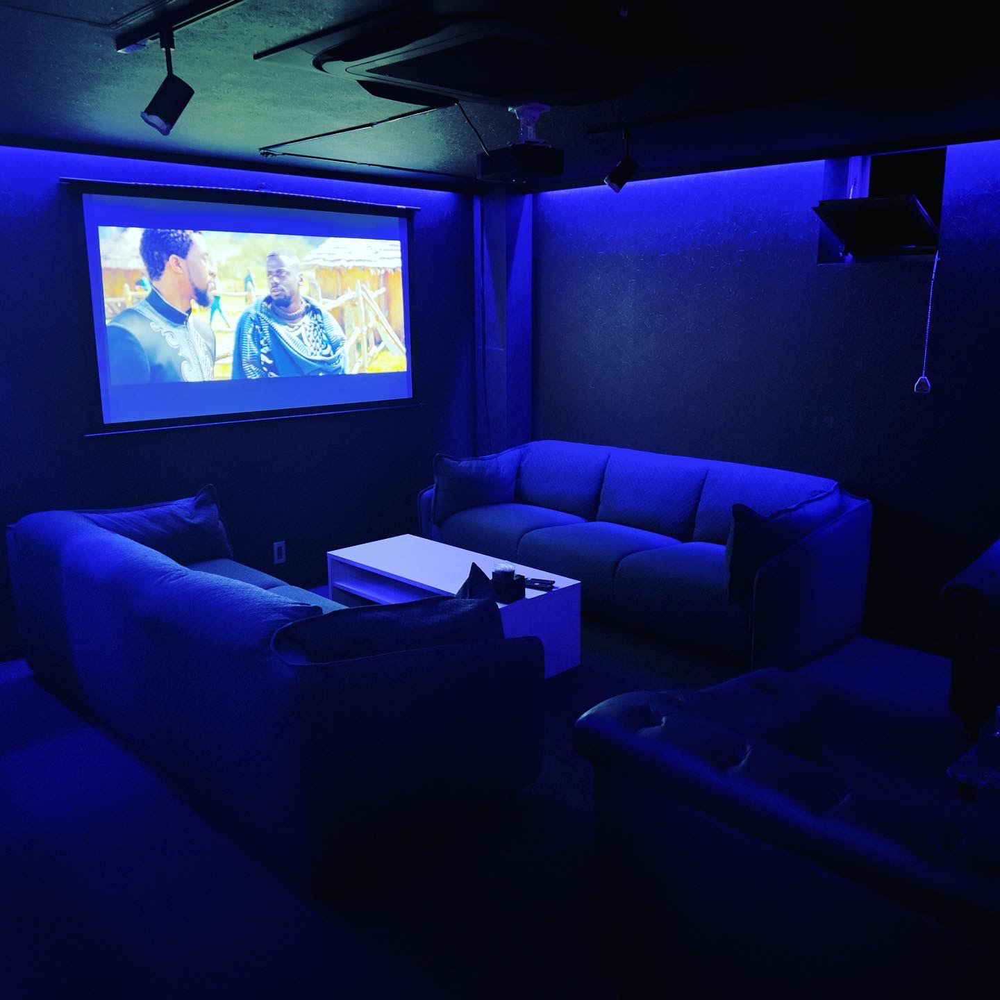 シーシャ カフェ & バー humble.