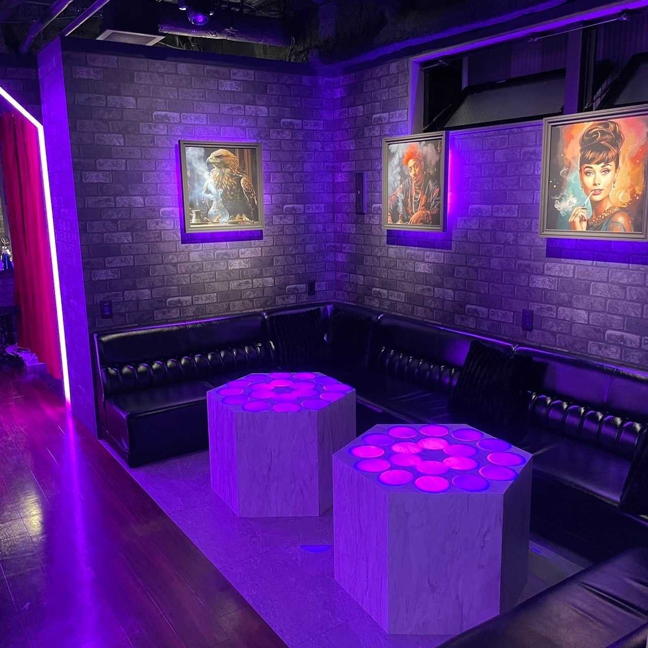 シーシャカフェ&バー El Condor(エルコンドル)