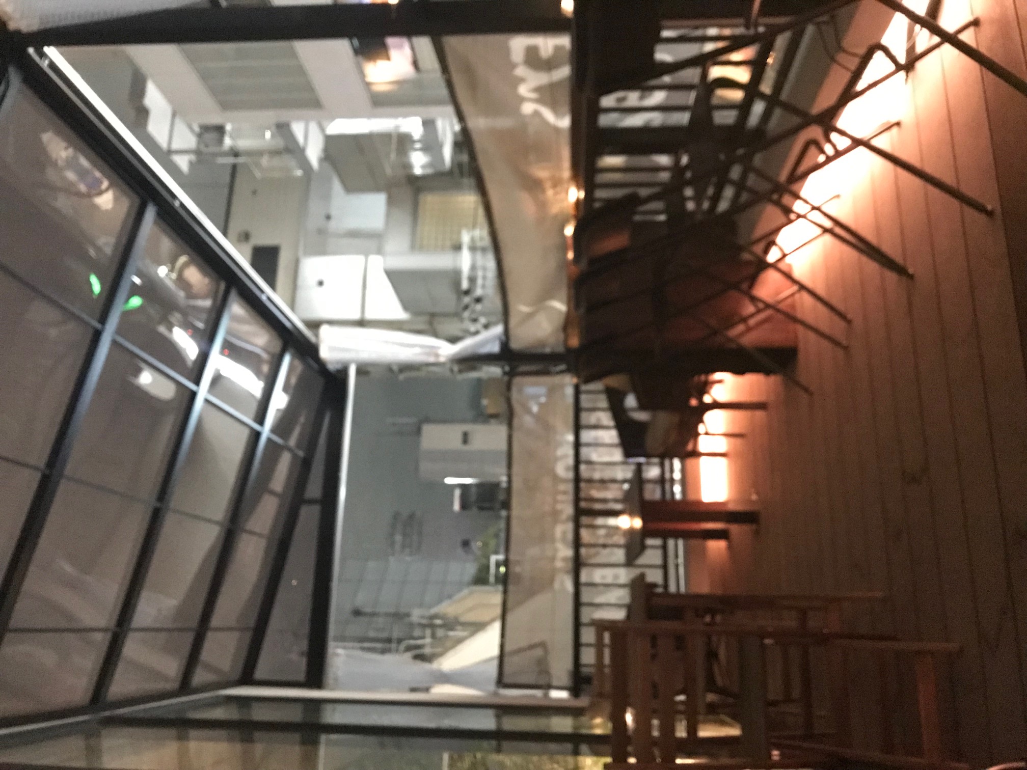 Monkeys’ Shisha & Bar 難波心斎橋店