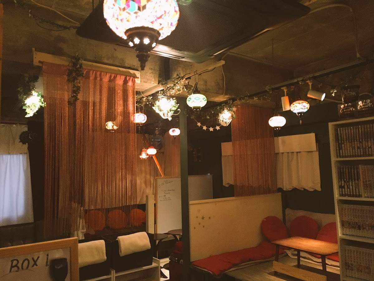シーシャ&カフェ ニューアルカナ