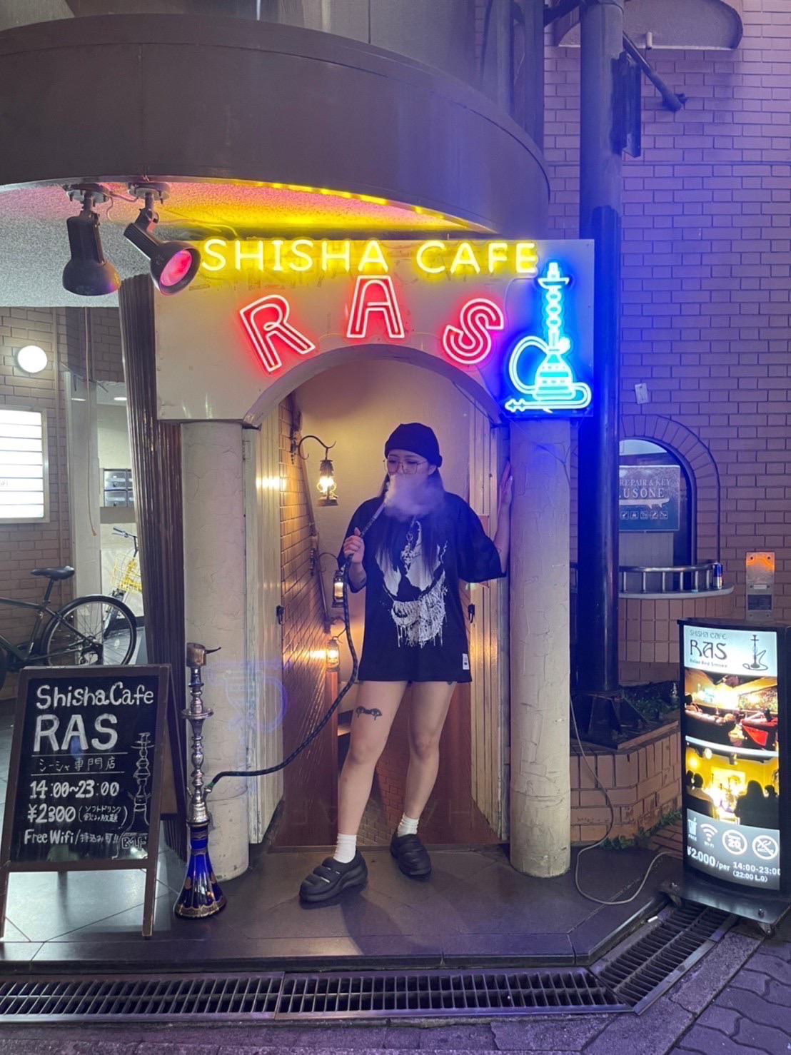 シーシャカフェRAS（ラス）心斎橋・アメ村店
