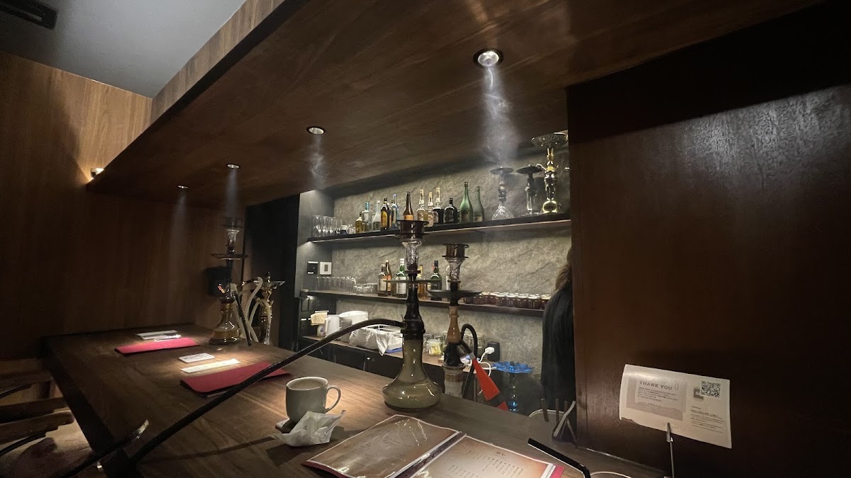 しーしゃ喫茶店 北新地店｜シーシャのカバー画像