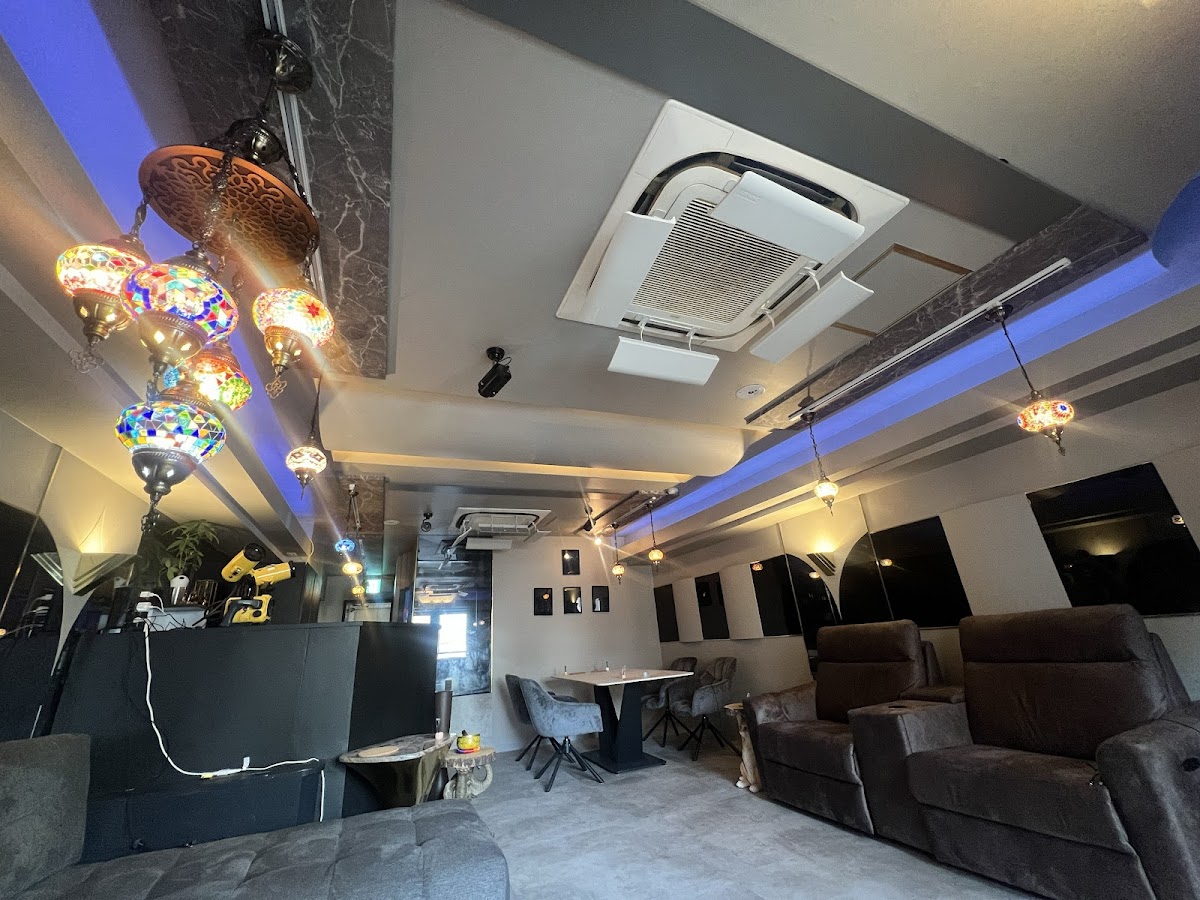 Trevoir Gotanda Shisha Lounge(トレヴォア 五反田 シーシャラウンジ)のカバー画像