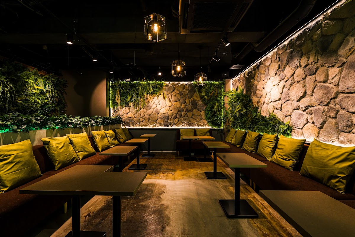 シーシャ カフェ&バー C.STAND(シースタンド)広島流川通り店