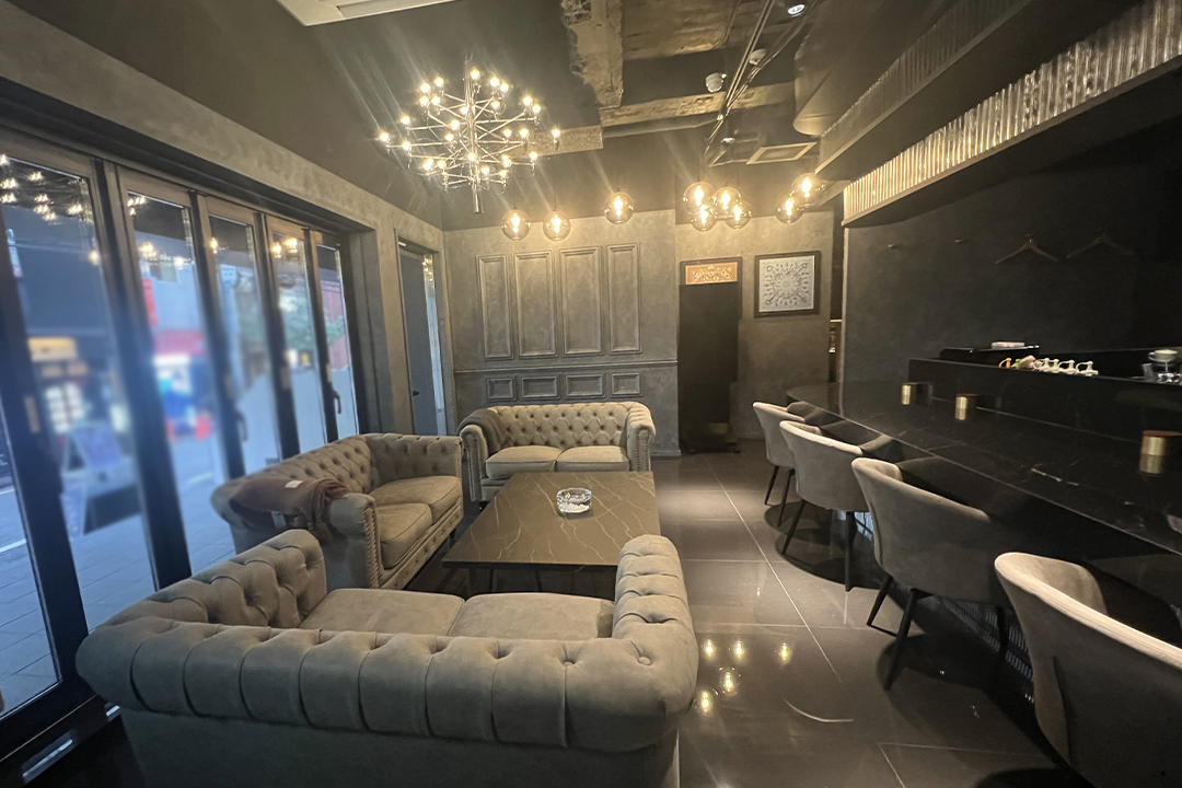 Shisha cafe＆Bar Eight（シーシャ カフェアンドバー エイト）
