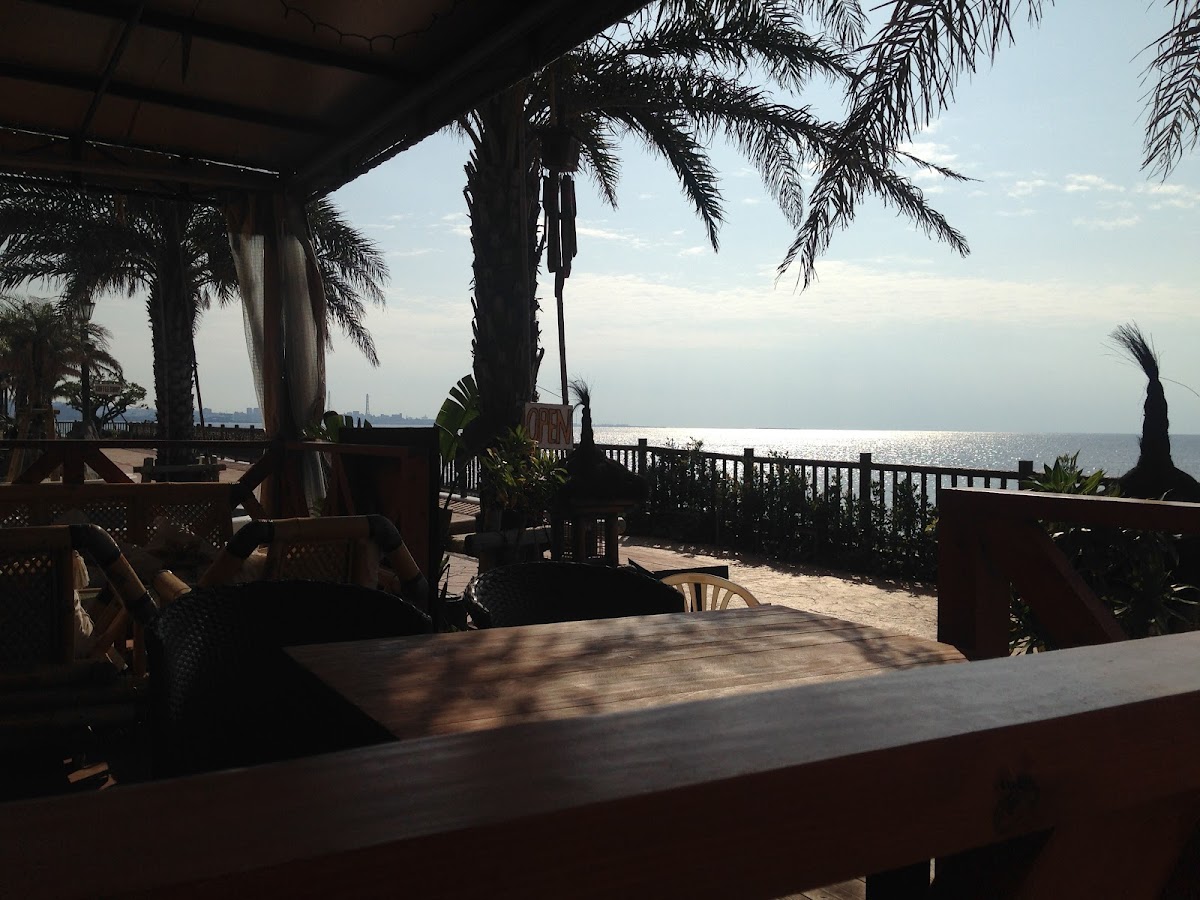 Cafe & Bar Mai Malu