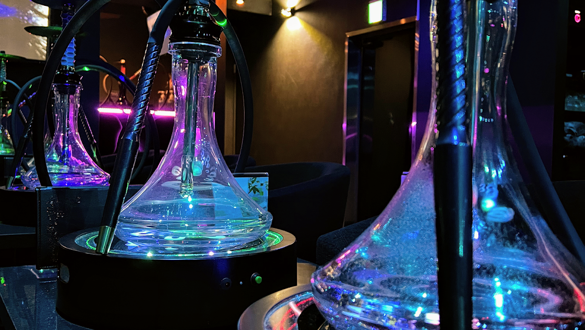 Shisha Cafe＆Bar Legit