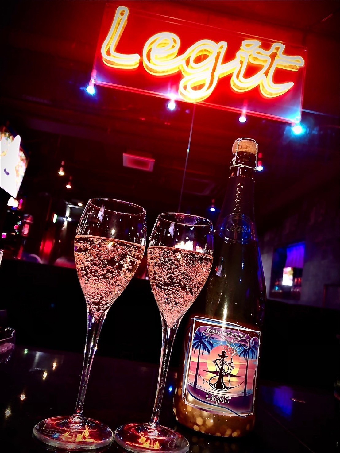 Shisha Cafe＆Bar Legit