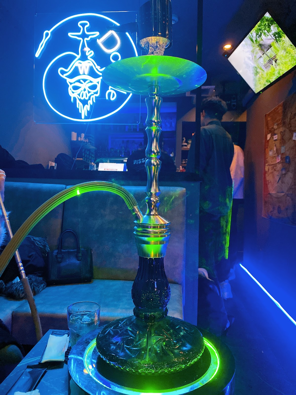新橋シーシャラウンジ ダブル【新橋SHISHA LOUNGE W】
