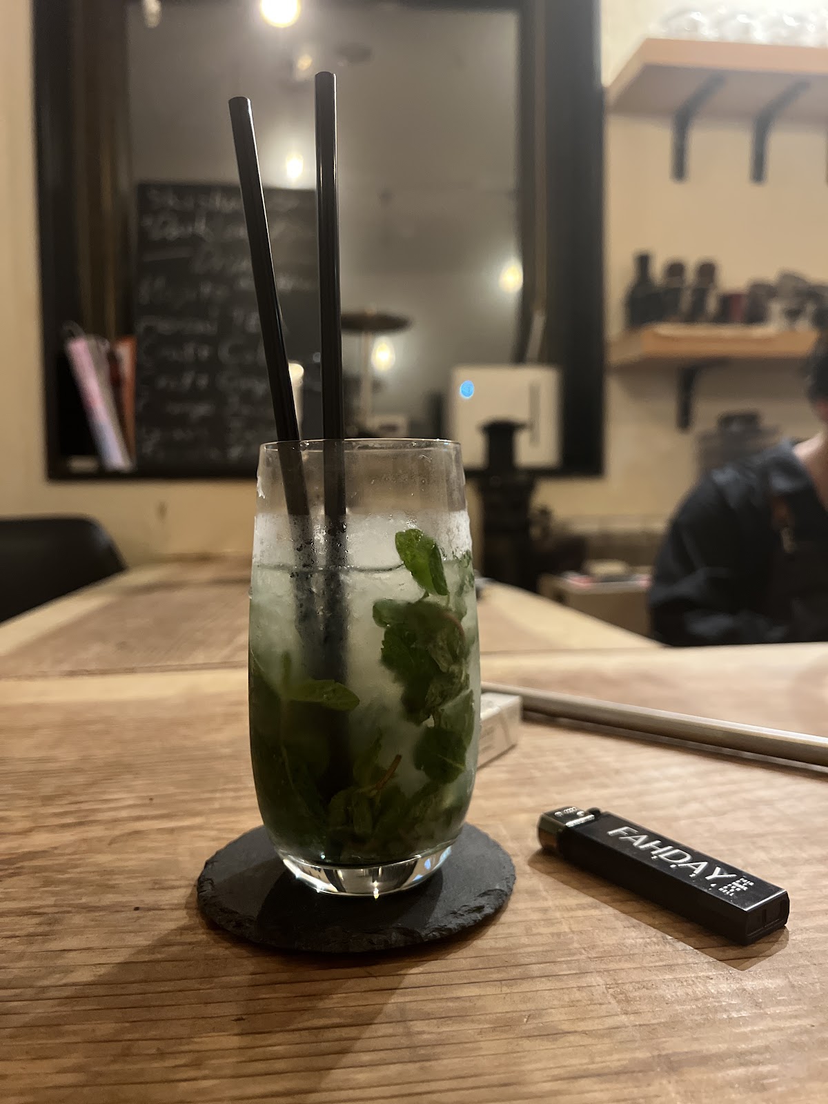 Shisha Cafe & Bar 華煙瓶 すすきの店