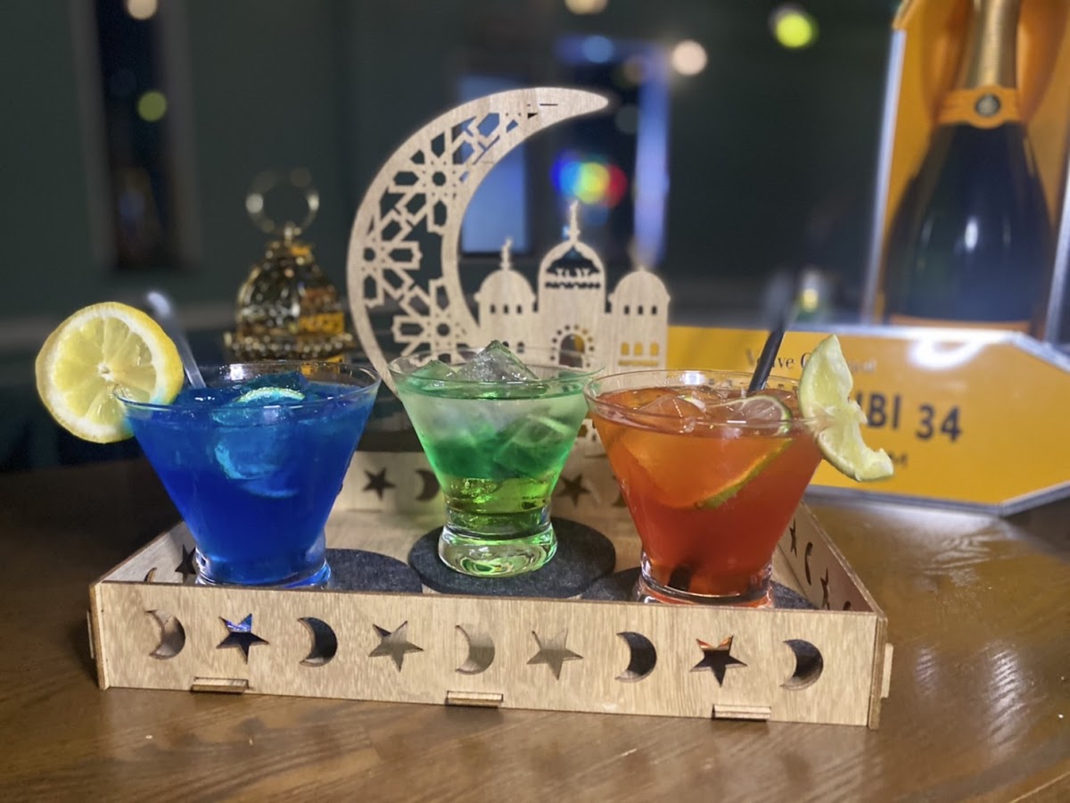 アッセンソ カフェアンドバー