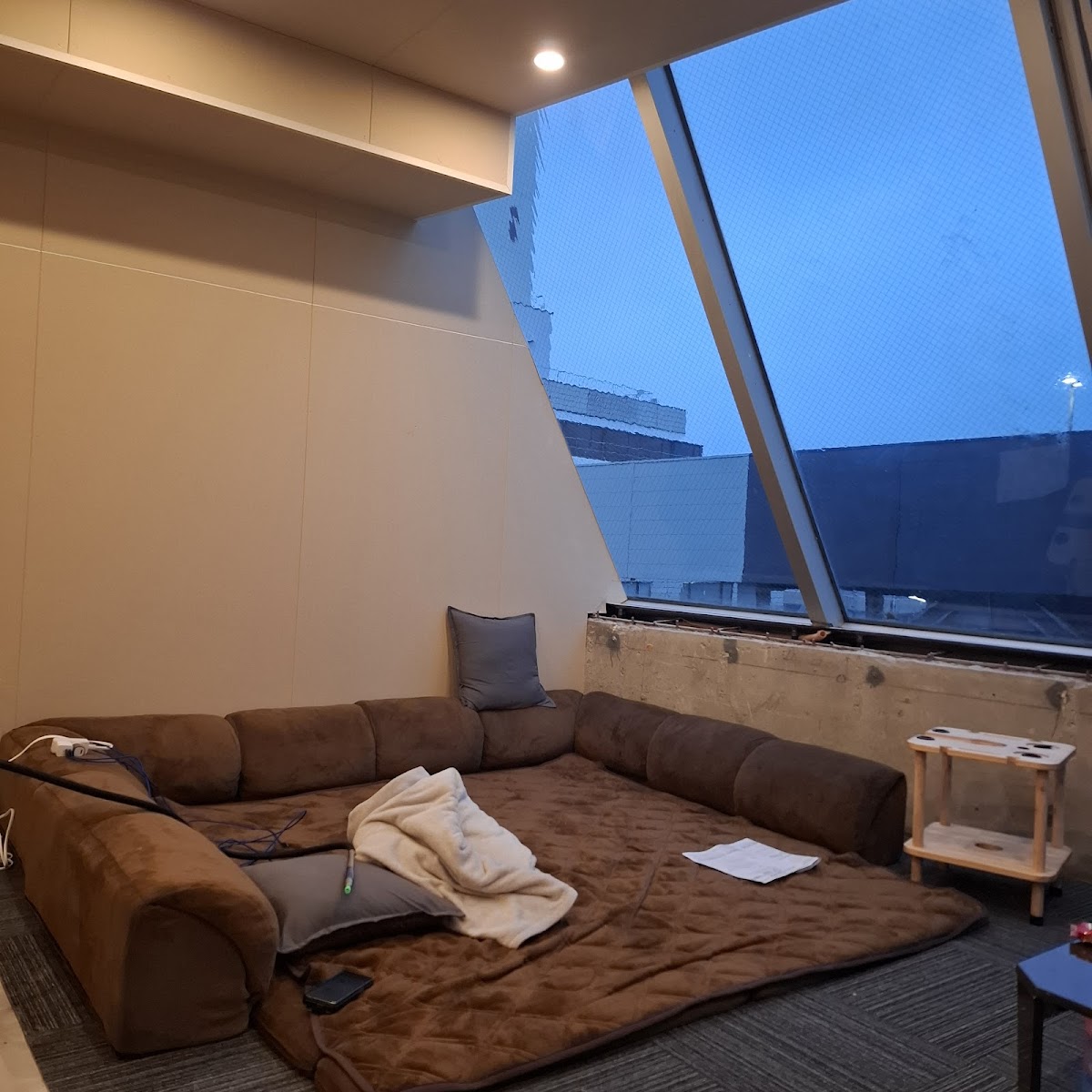 沼津シーシャ Relasmoke(リラスモーク)