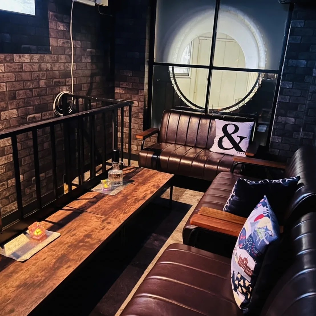 カラオケ＆シーシャBAR SingSing