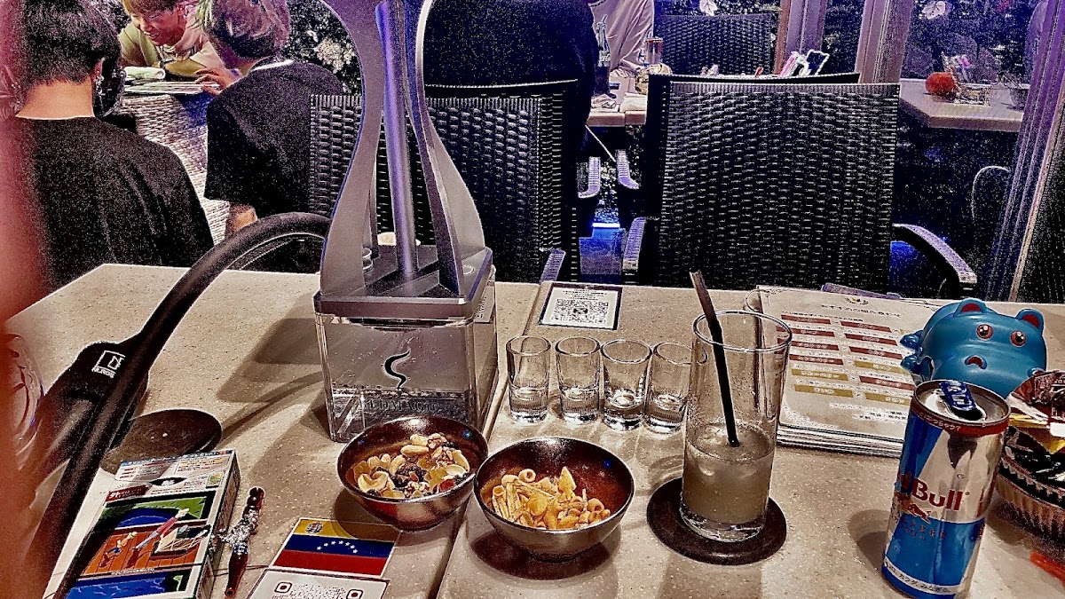 シーシャカフェバーRed Magic名古屋駅店
