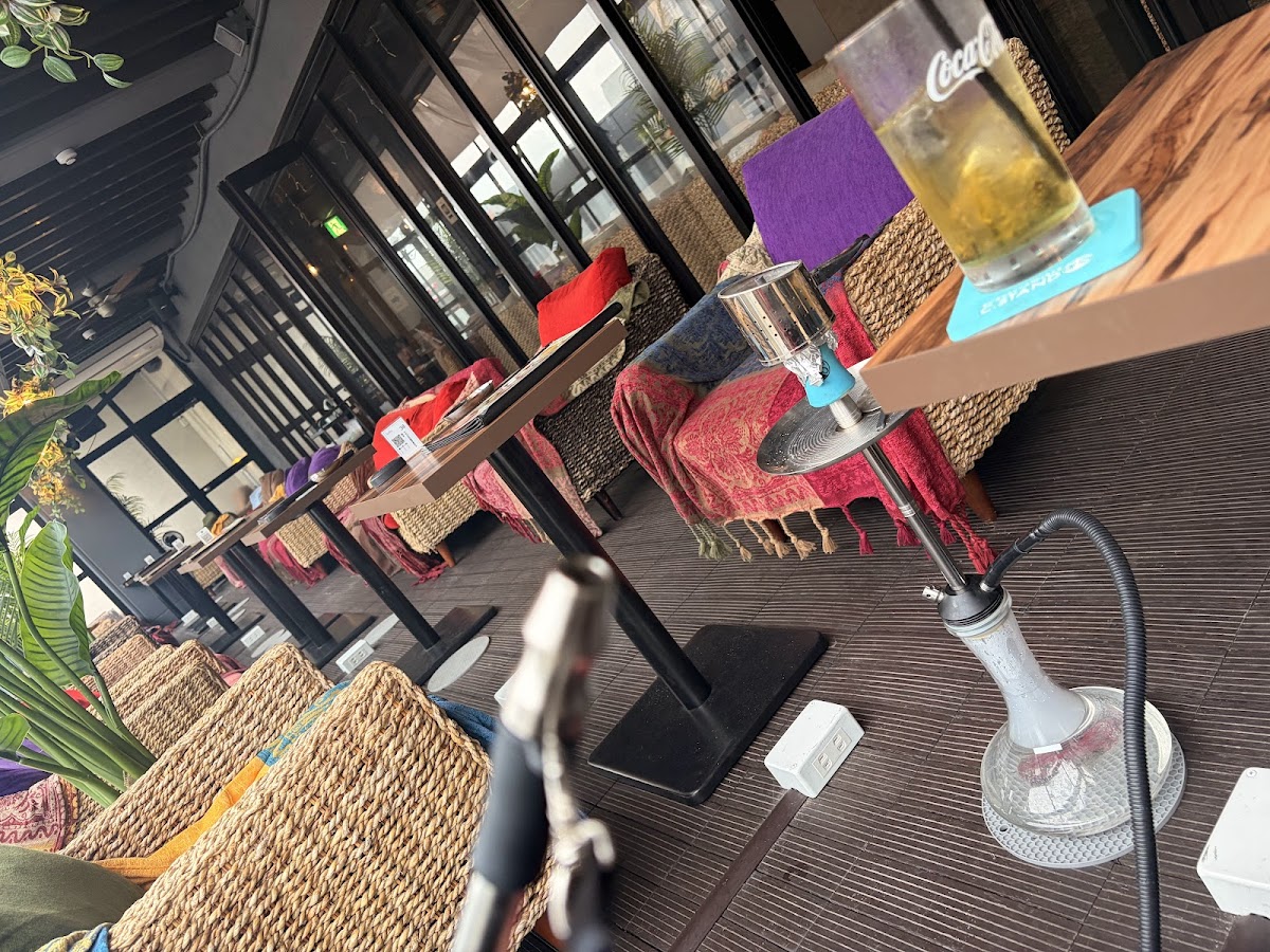 シーシャ カフェ＆ピザ C.STAND シースタンド 鹿児島天文館店