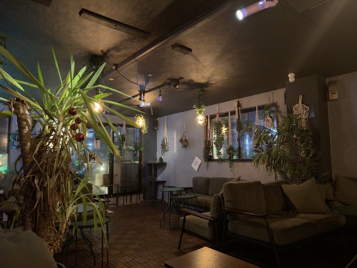 ShishaCafe&Bar PERCHILL（勝田台シーシャパーチル）
