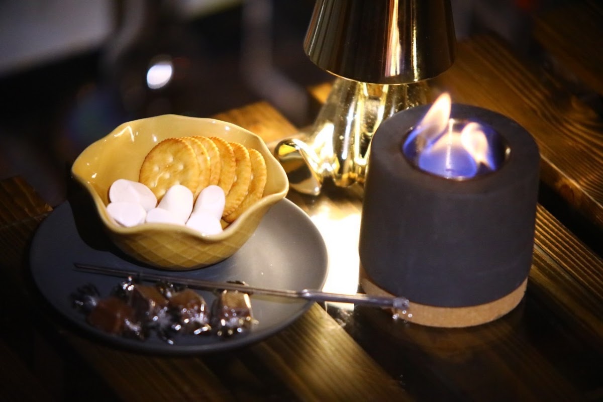 夜カフェとシーシャ mitsubachi