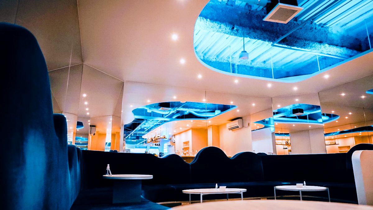 札幌 シーシャ カフェ & バー ヌヌヌ 本店 / SHISHA CAFE & BAR NNN