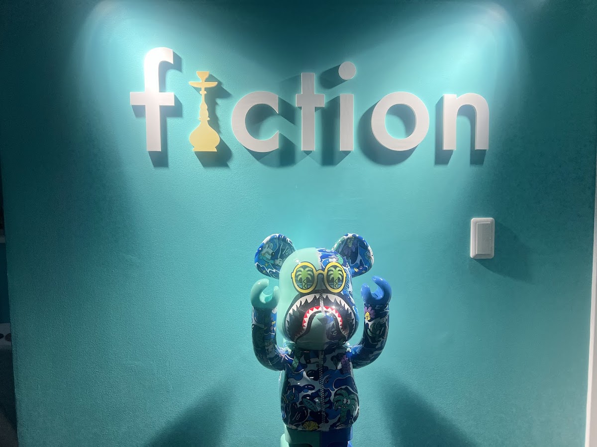 シーシャカフェ&バーfiction大阪福島店