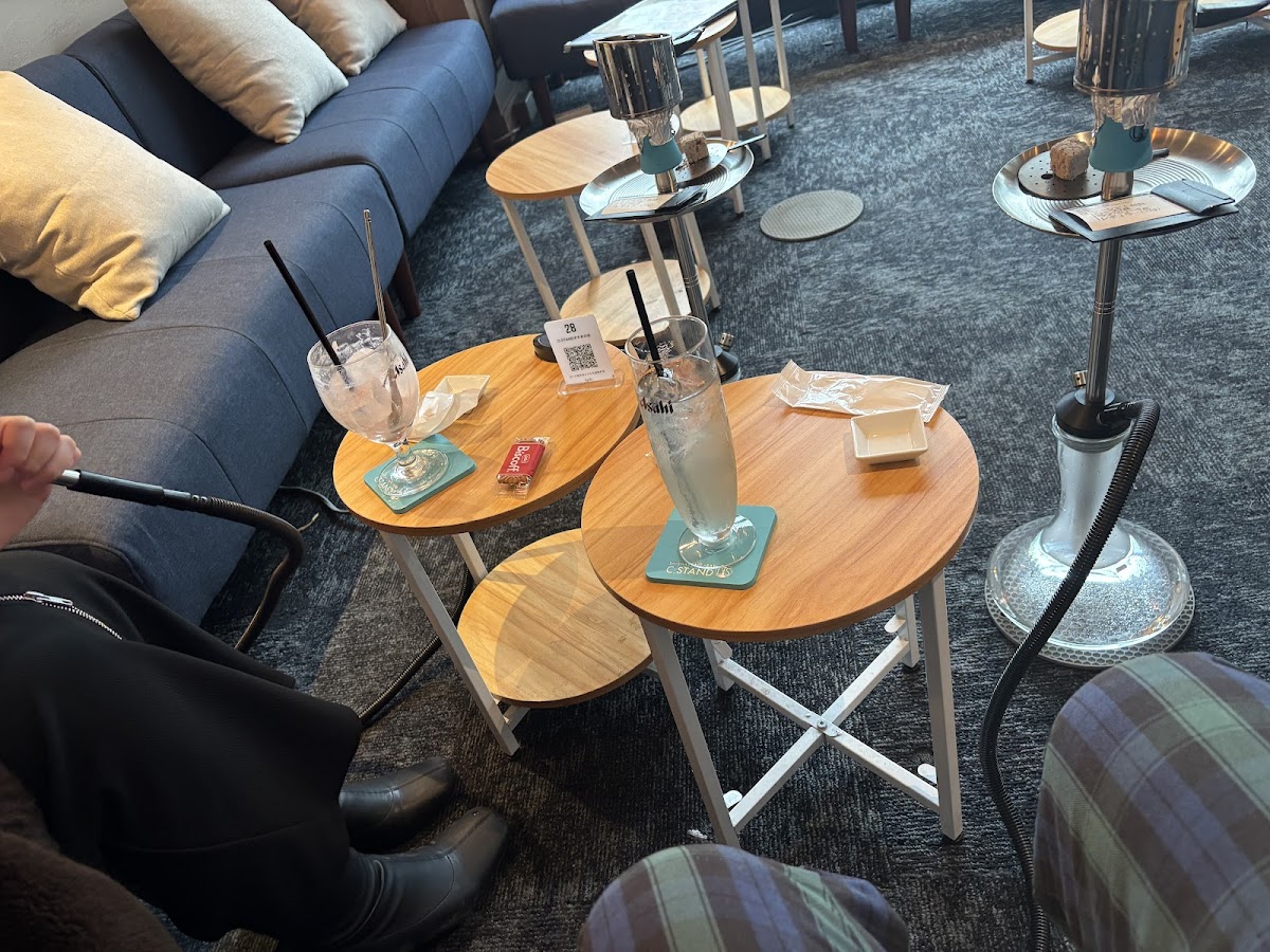 シーシャ カフェ＆ピザ C.STAND シースタンド 札幌すすきの店