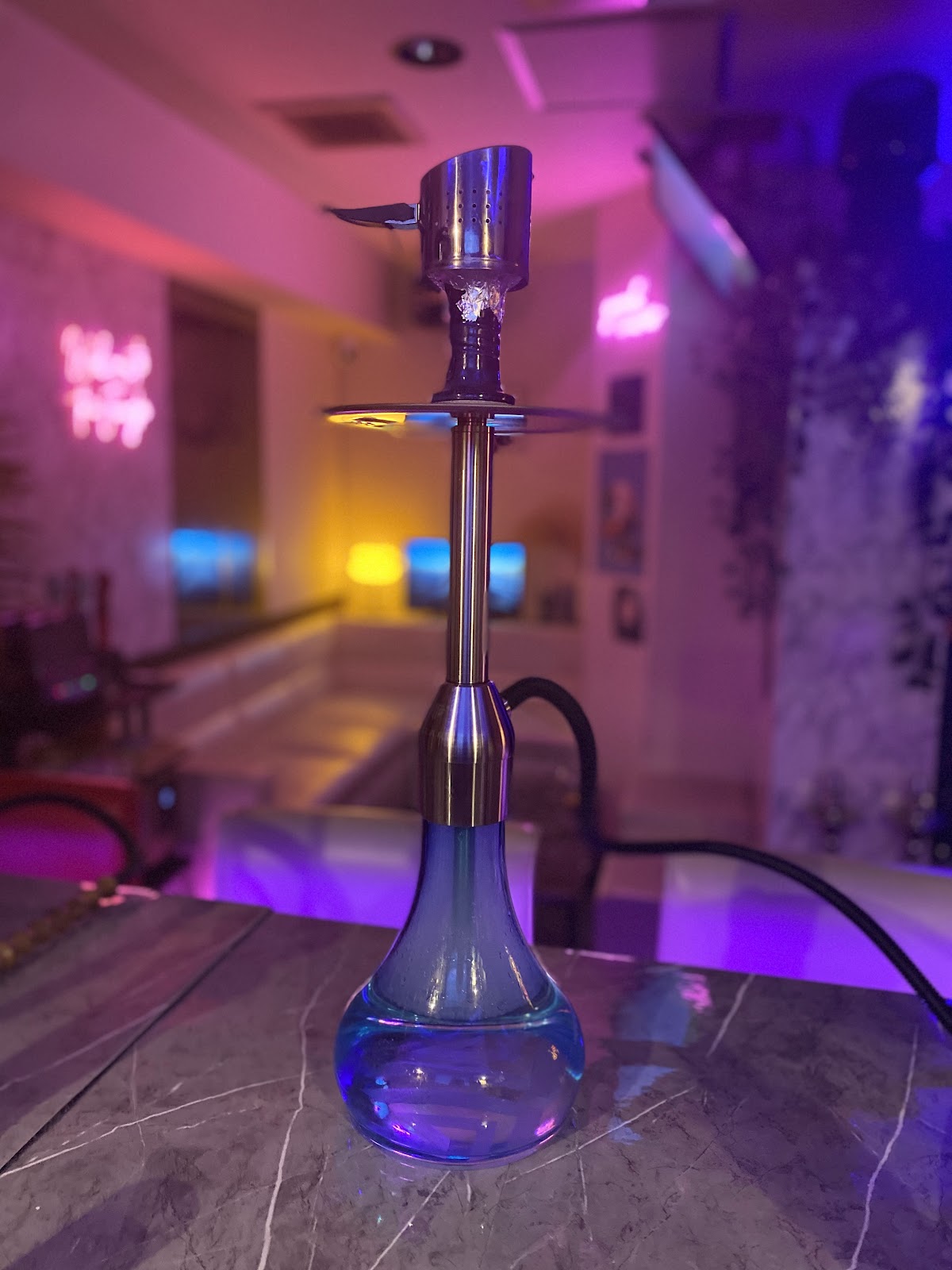 Shisha Cafe＆Bar Apple Smoke（シーシャカフェ&バー アップルスモーク）